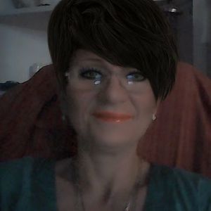 Meet your Posher, Renee vernon